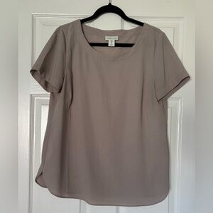 Adrienne Vittadini Scoop Neck Short Sleeve Blouse Women’s size L Taupe